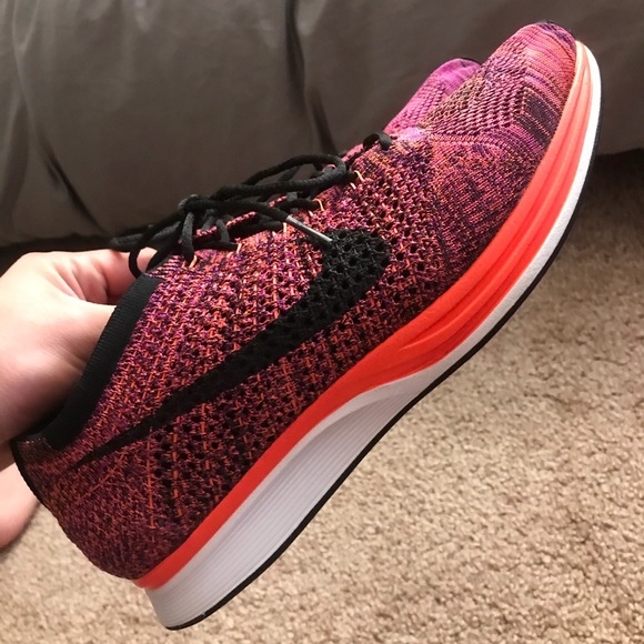 Nike Racers 9.5. - Picture 2 of 7